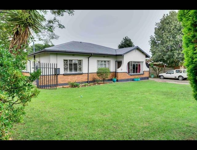 4 BEDROOM HOUSE FOR SALE IN WITPOORTJIE